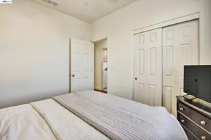 6111 Hyde Park Dr, Gilroy, CA 95020 - Photo 25