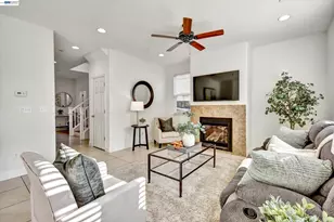 6111 Hyde Park Dr, Gilroy, CA 95020 - Photo 7