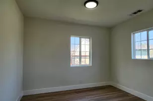 308 Vine St, Modesto, CA 95351 - Photo 27