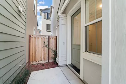 37221 Salt Pond Pl, Newark, CA 94560 - Photo 7