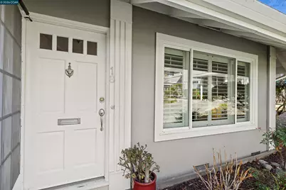 18 Miramonte Dr, Moraga, CA 94556 - Photo 9