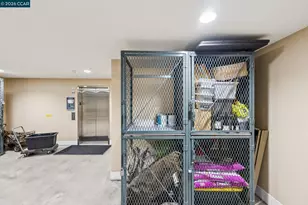 438 Grand Ave, Oakland, CA 94612 - Photo 35