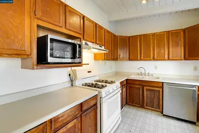 208 Los Gatos Ave, Vallejo, CA 94589 - Photo 17