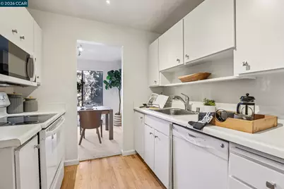 310 Civic Dr #205, Walnut Creek, CA 94596 - Photo 11