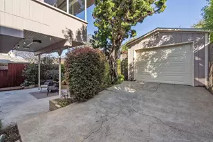 5460 Carlton St, Oakland, CA 94618 - Photo 43