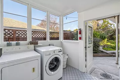 5460 Carlton St, Oakland, CA 94618 - Photo 37