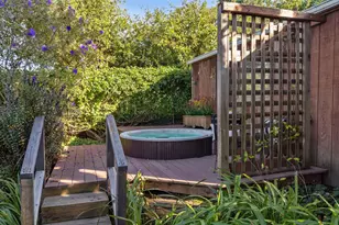 5460 Carlton St, Oakland, CA 94618 - Photo 39