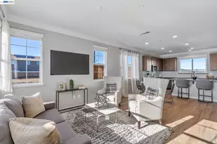 1492 Monument Ln, Fairfield, CA 94533 - Photo 3