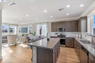 1492 Monument Ln, Fairfield, CA 94533 - Photo 9