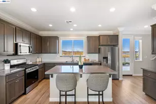 1492 Monument Ln, Fairfield, CA 94533 - Photo 7