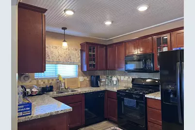 812 W Clover Rd #51, Tracy, CA 95376 - Photo 3