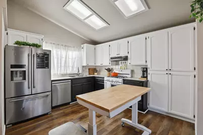 799 Morgans Ranch Cir, Galt, CA 95632 - Photo 11