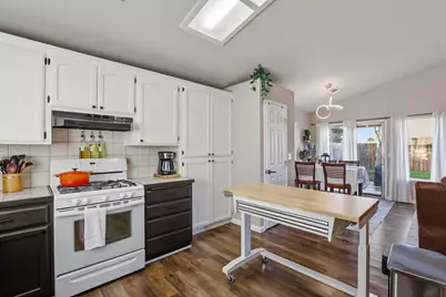 799 Morgans Ranch Cir, Galt, CA 95632 - Photo 13