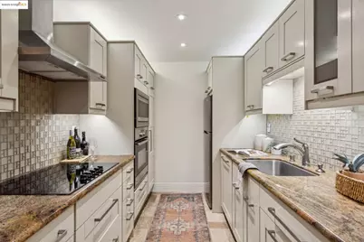 22 Moss Ave #107, Oakland, CA 94610 - Photo 23