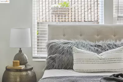 22 Moss Ave #107, Oakland, CA 94610 - Photo 37