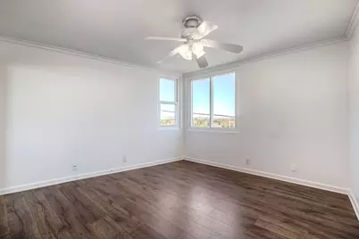 4402 Mentone St #304, San Diego, CA 92107 - Photo 15