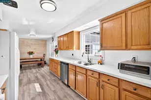 2312 Granada Ct, Pinole, CA 94564 - Photo 13