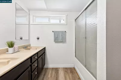 2312 Granada Ct, Pinole, CA 94564 - Photo 27