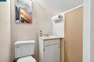 2312 Granada Ct, Pinole, CA 94564 - Photo 43