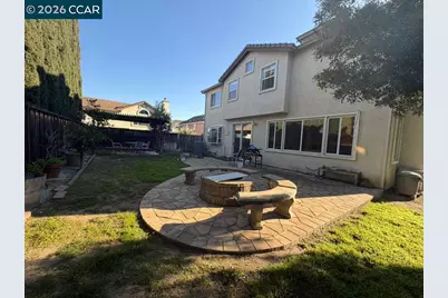 4 Deer Hill Ct, Pittsburg, CA 94565 - Photo 17