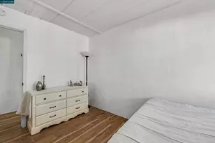 137 Valencia, Fairfield, CA 94533 - Photo 17