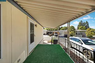 137 Valencia, Fairfield, CA 94533 - Photo 25