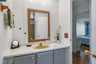 137 Valencia, Fairfield, CA 94533 - Photo 19