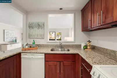 1525 Canyonwood Ct #4, Walnut Creek, CA 94595 - Photo 7