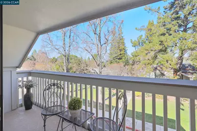 1525 Canyonwood Ct #4, Walnut Creek, CA 94595 - Photo 27