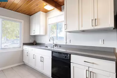 3141 Fairmede Dr, Richmond, CA 94806 - Photo 11