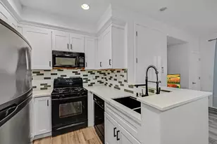 1594 Tucker St, Oakland, CA 94603 - Photo 7