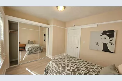 2076 Harrington Ave, Oakland, CA 94601 - Photo 13