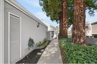 7543 Maywood Dr, Pleasanton, CA 94588 - Photo 3