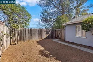 848 Cumberland Dr, Pleasant Hill, CA 94523 - Photo 25