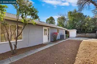 848 Cumberland Dr, Pleasant Hill, CA 94523 - Photo 27