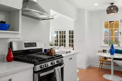 268 Capricorn Ave, Oakland, CA 94611 - Photo 13