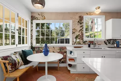 268 Capricorn Ave, Oakland, CA 94611 - Photo 11