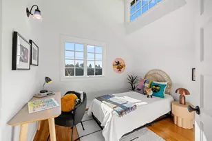 268 Capricorn Ave, Oakland, CA 94611 - Photo 27