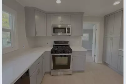 1324 Trenary Way, Modesto, CA 95354 - Photo 7