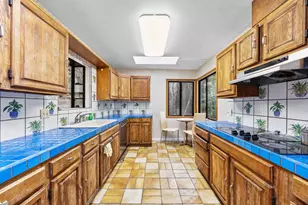 1012 Contra Costa Dr, El Cerrito, CA 94530 - Photo 15