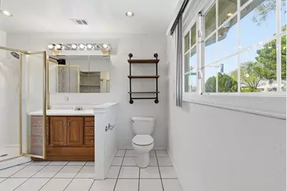 10 Vivian Dr, Pleasant Hill, CA 94523 - Photo 29