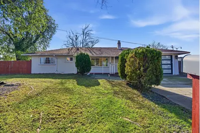 10 Vivian Dr, Pleasant Hill, CA 94523 - Photo 3