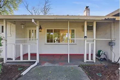 10 Vivian Dr, Pleasant Hill, CA 94523 - Photo 5