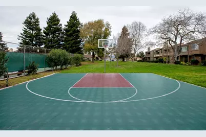 1160 Marianas Ln, Alameda, CA 94502 - Photo 43