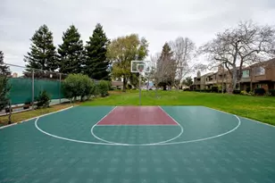 1160 Marianas Ln, Alameda, CA 94502 - Photo 43