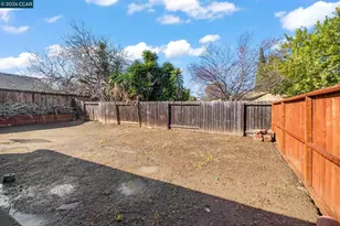 229 Catamaran Circle, Pittsburg, CA 94565 - Photo 23