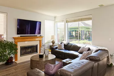 15109 Shining Star Ln, San Leandro, CA 94579 - Photo 13