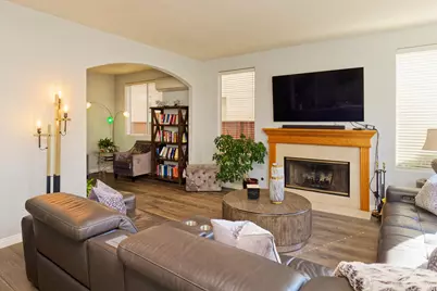 15109 Shining Star Ln, San Leandro, CA 94579 - Photo 15