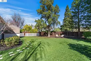 2577 Arlotta Pl, Pleasanton, CA 94588 - Photo 35