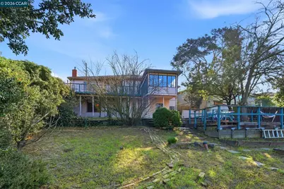 1021 Ulfinian Way, Martinez, CA 94553 - Photo 43